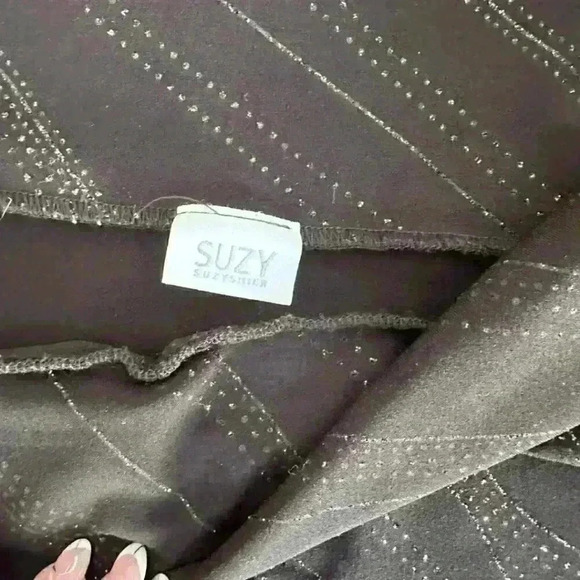 Suzy Shier Little  Black Skirt - Picture 4 of 4